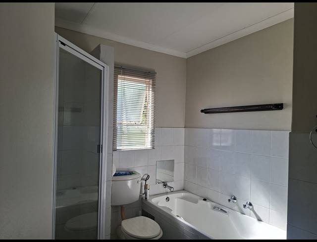 2 BEDROOM APARTMENT FOR SALE IN SAFARI GARDENS
